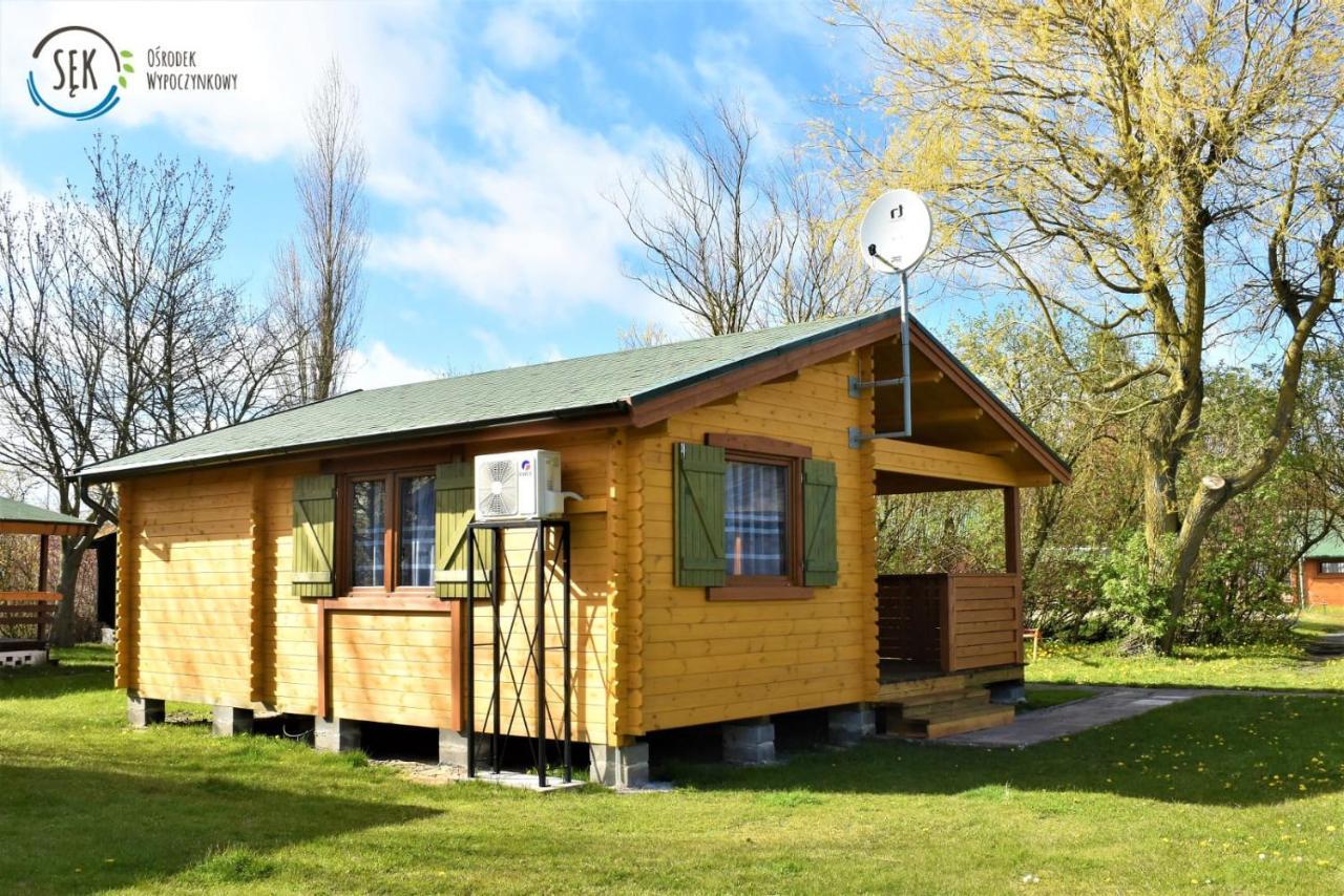 O.W. Sek Villa Карвиа Екстериор снимка