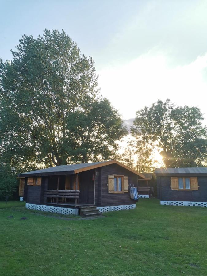 O.W. Sek Villa Карвиа Екстериор снимка