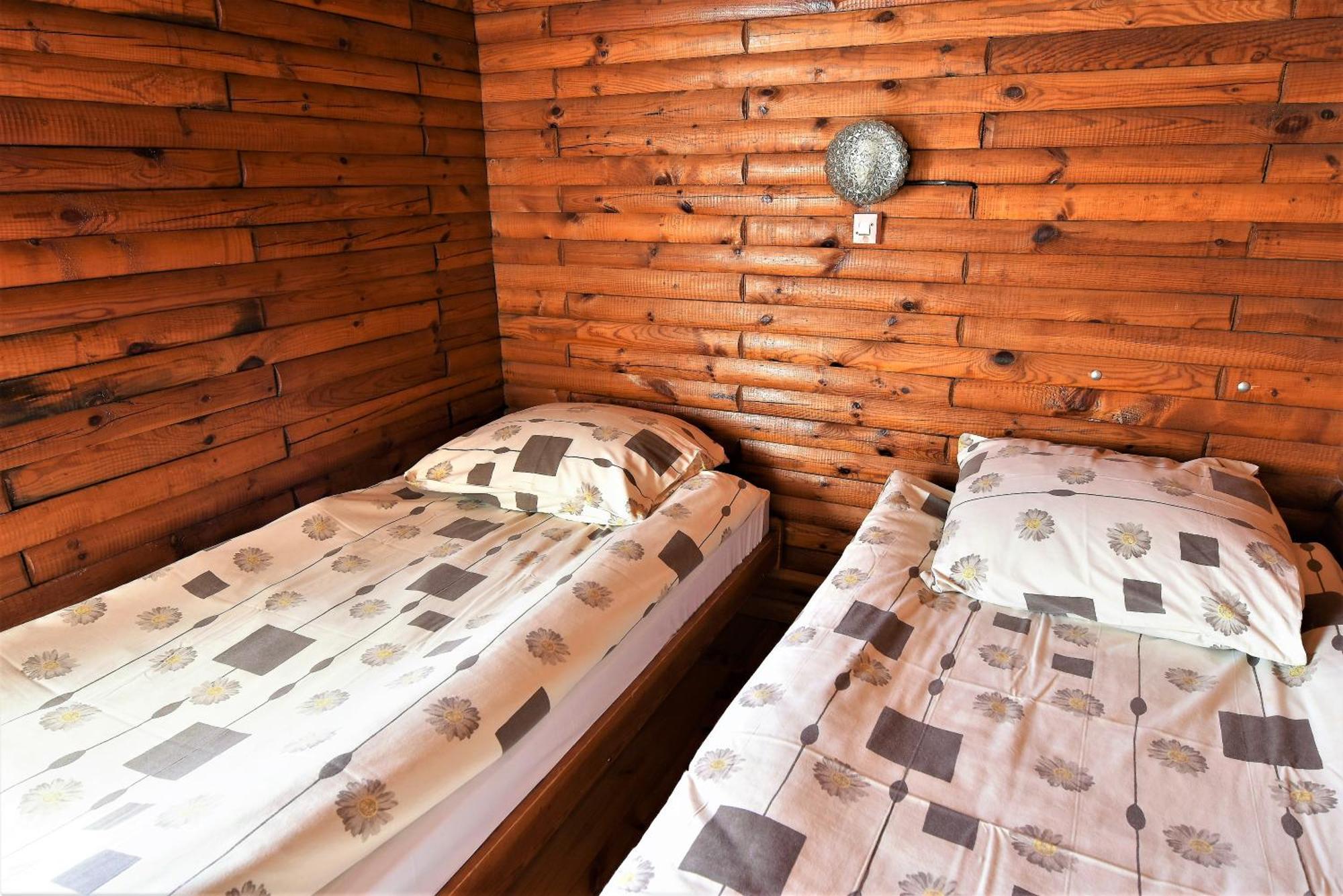O.W. Sek Villa Карвиа Екстериор снимка